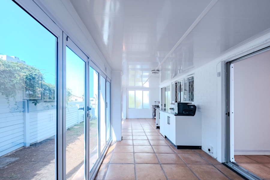 1 Bedroom Property for Sale in Umhlanga KwaZulu-Natal