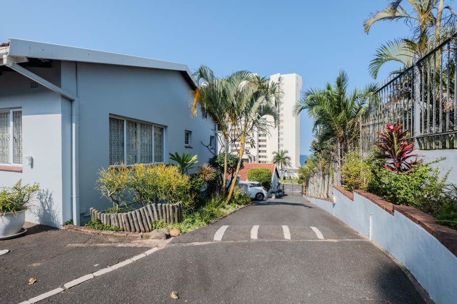 1 Bedroom Property for Sale in Umhlanga KwaZulu-Natal