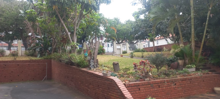 To Let 1 Bedroom Property for Rent in Essenwood KwaZulu-Natal