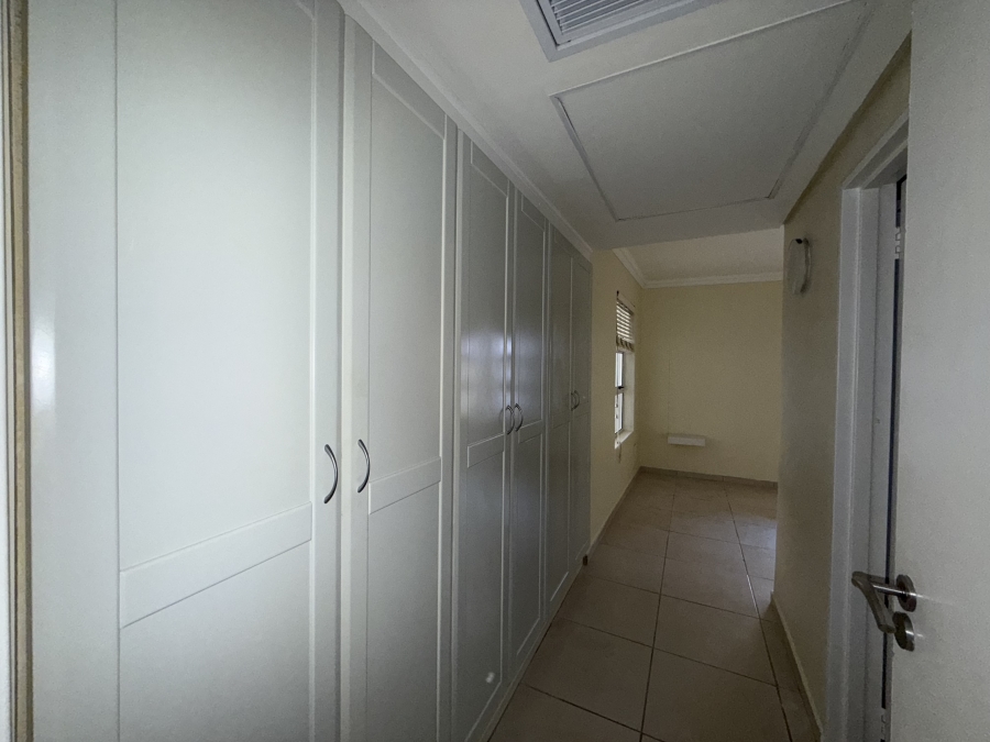 2 Bedroom Property for Sale in Umhlanga KwaZulu-Natal