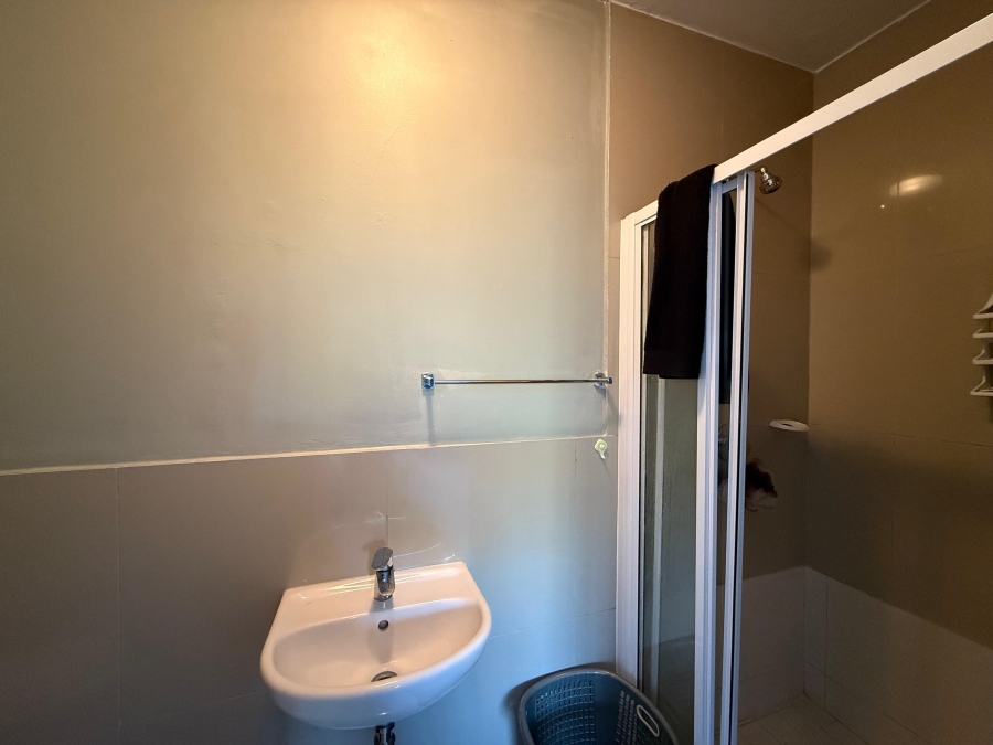 2 Bedroom Property for Sale in Umhlanga KwaZulu-Natal