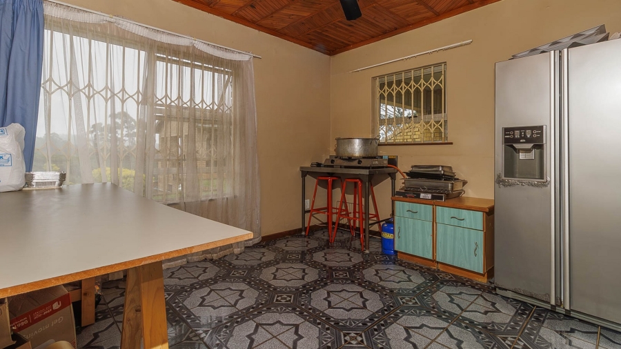 To Let 3 Bedroom Property for Rent in Waterfall KwaZulu-Natal
