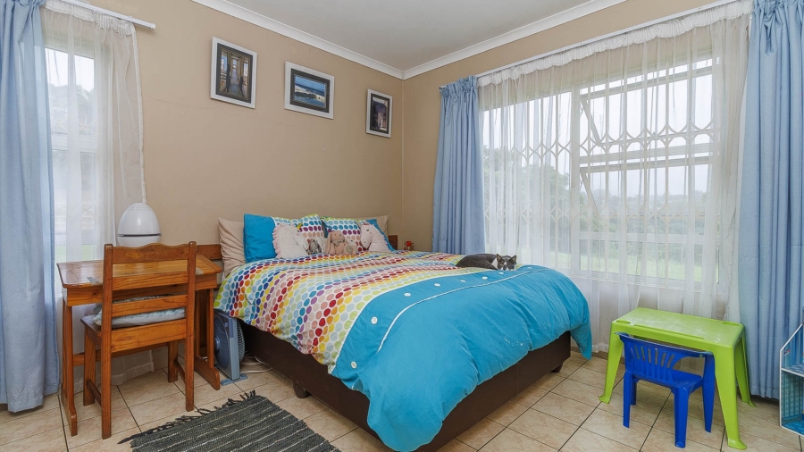 To Let 3 Bedroom Property for Rent in Waterfall KwaZulu-Natal