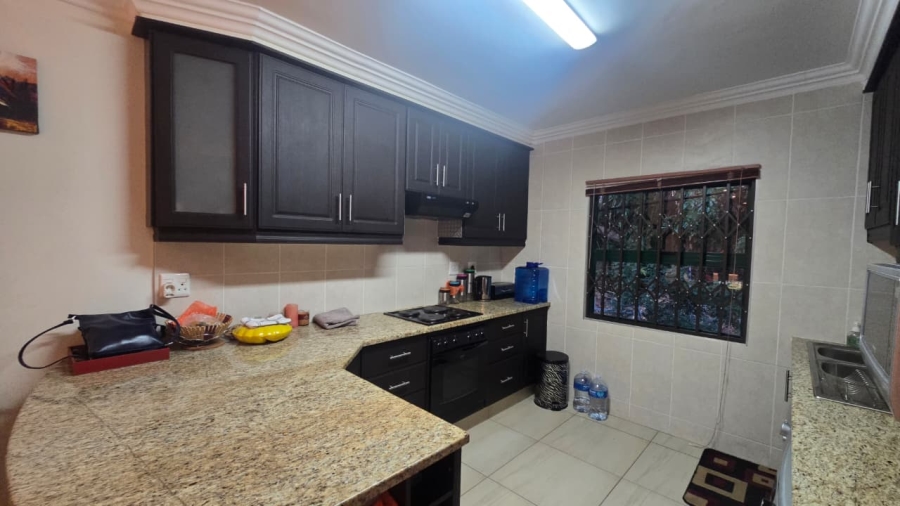 To Let 3 Bedroom Property for Rent in Westbrook KwaZulu-Natal