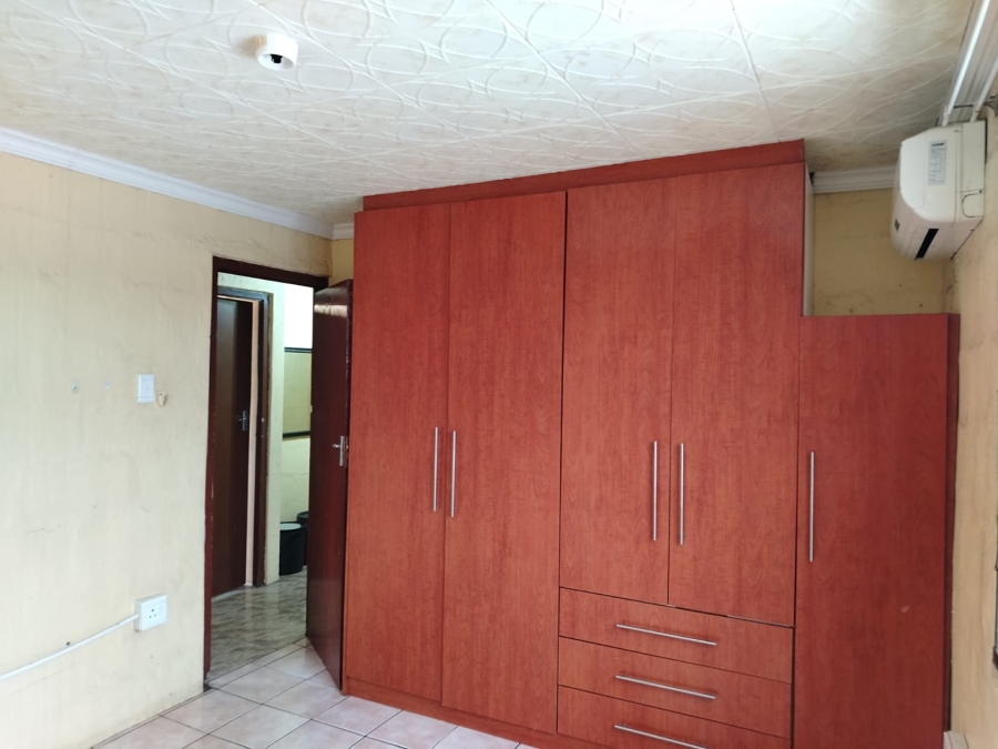 3 Bedroom Property for Sale in Esikhawini KwaZulu-Natal