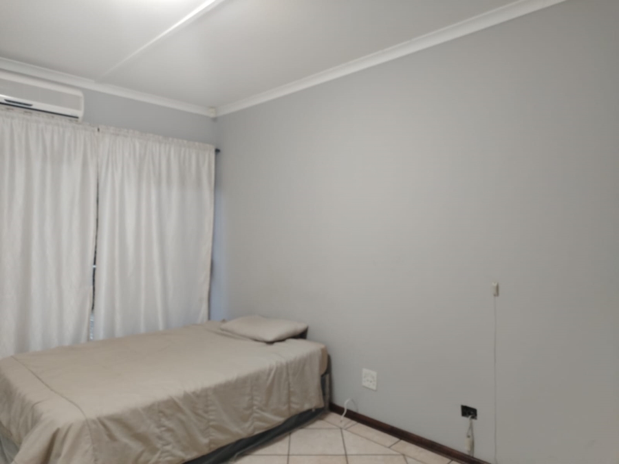 3 Bedroom Property for Sale in Meer En See KwaZulu-Natal