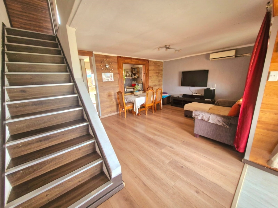 3 Bedroom Property for Sale in Eastbury KwaZulu-Natal