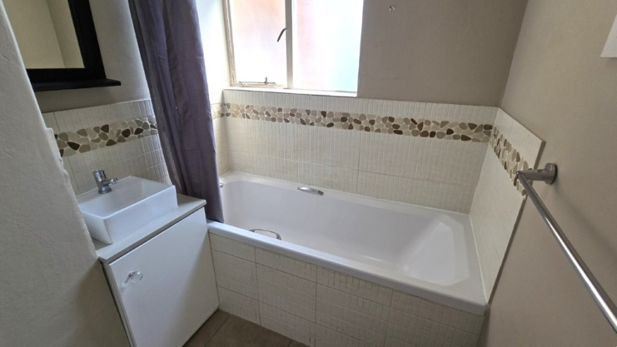 2 Bedroom Property for Sale in Pinetown KwaZulu-Natal