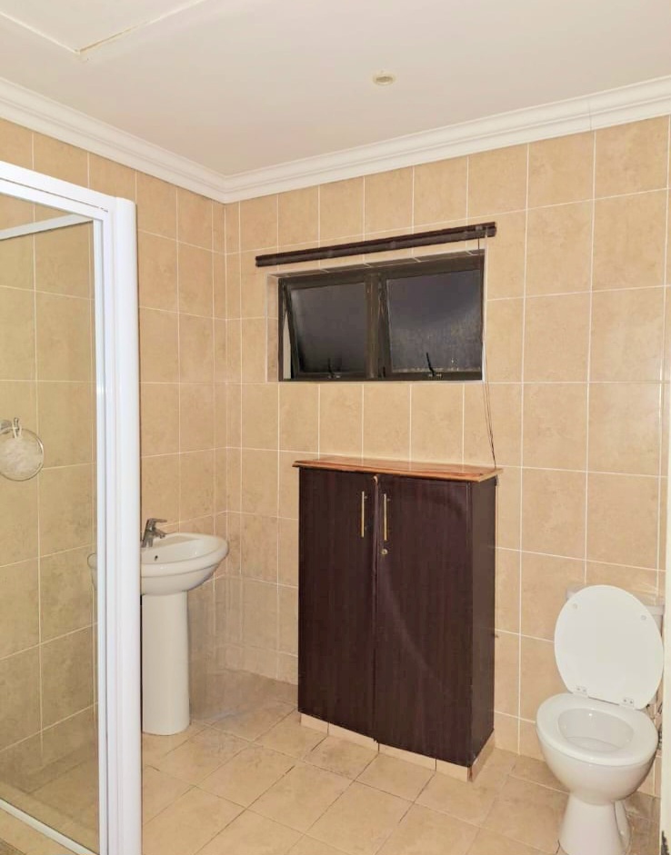 To Let 2 Bedroom Property for Rent in Somerset Park KwaZulu-Natal