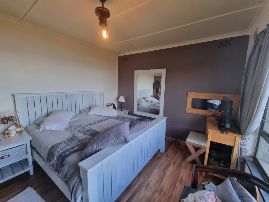3 Bedroom Property for Sale in Amanzimtoti KwaZulu-Natal