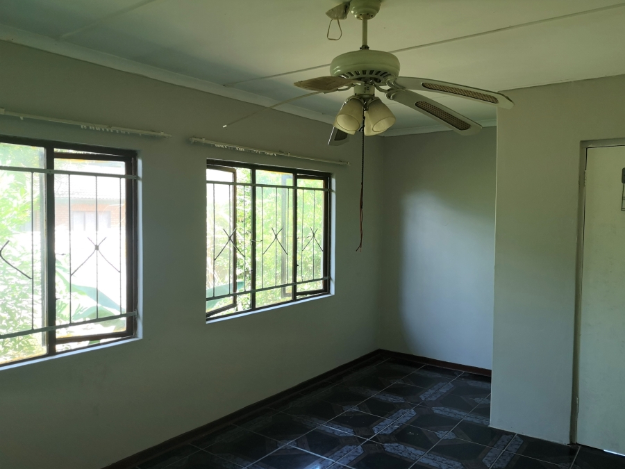 To Let 2 Bedroom Property for Rent in Veld En Vlei KwaZulu-Natal