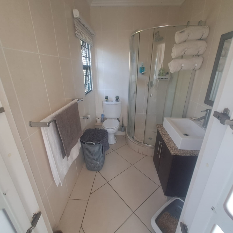 To Let 3 Bedroom Property for Rent in Westbrook KwaZulu-Natal