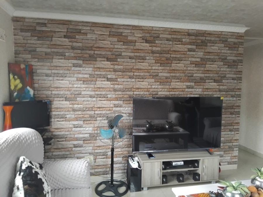 3 Bedroom Property for Sale in Umlazi Z KwaZulu-Natal