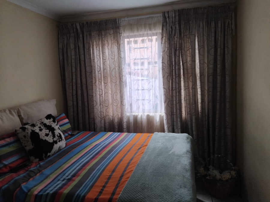 3 Bedroom Property for Sale in Umlazi Z KwaZulu-Natal