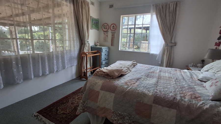 4 Bedroom Property for Sale in Greendale KwaZulu-Natal