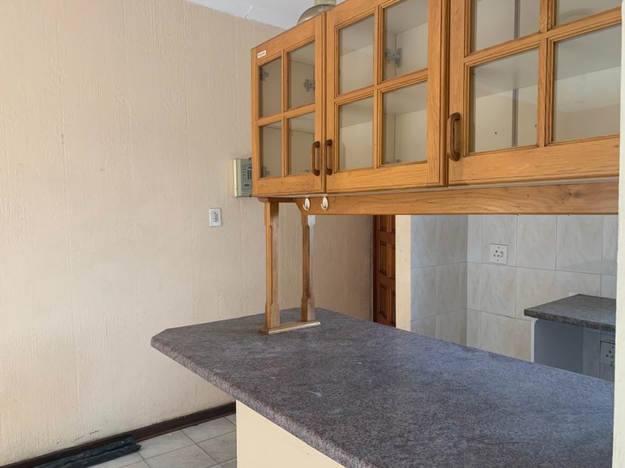 To Let 1 Bedroom Property for Rent in Richards Bay KwaZulu-Natal
