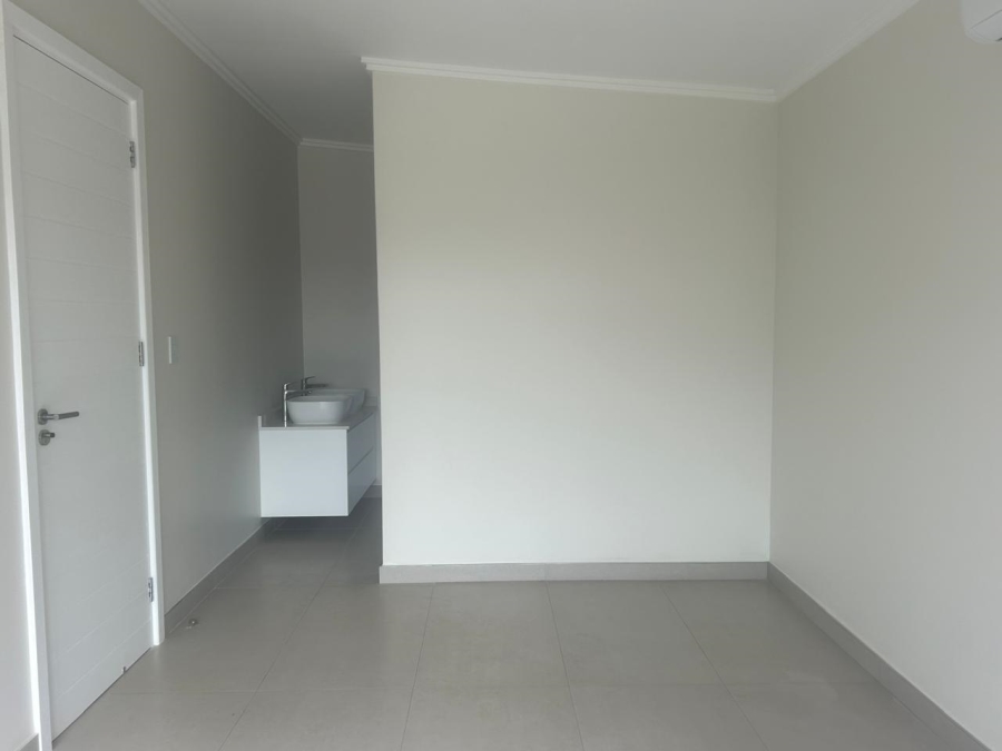 3 Bedroom Property for Sale in Shakas Rock KwaZulu-Natal