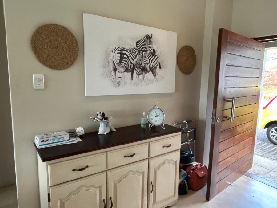 5 Bedroom Property for Sale in Zini River Estate KwaZulu-Natal
