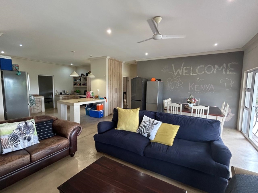 5 Bedroom Property for Sale in Zini River Estate KwaZulu-Natal