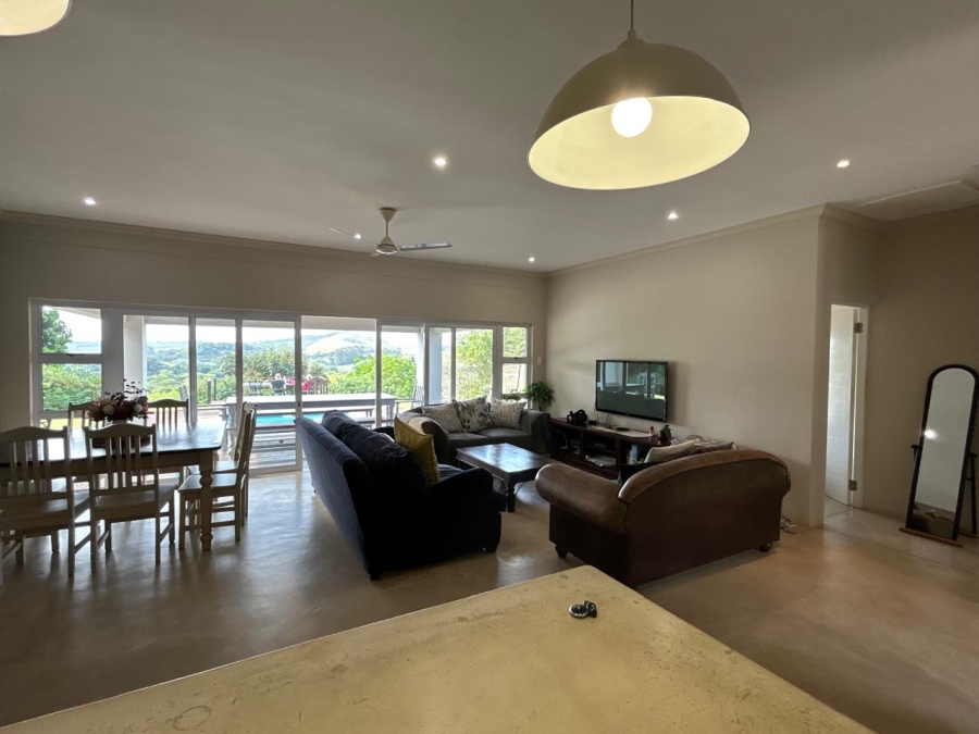 5 Bedroom Property for Sale in Zini River Estate KwaZulu-Natal
