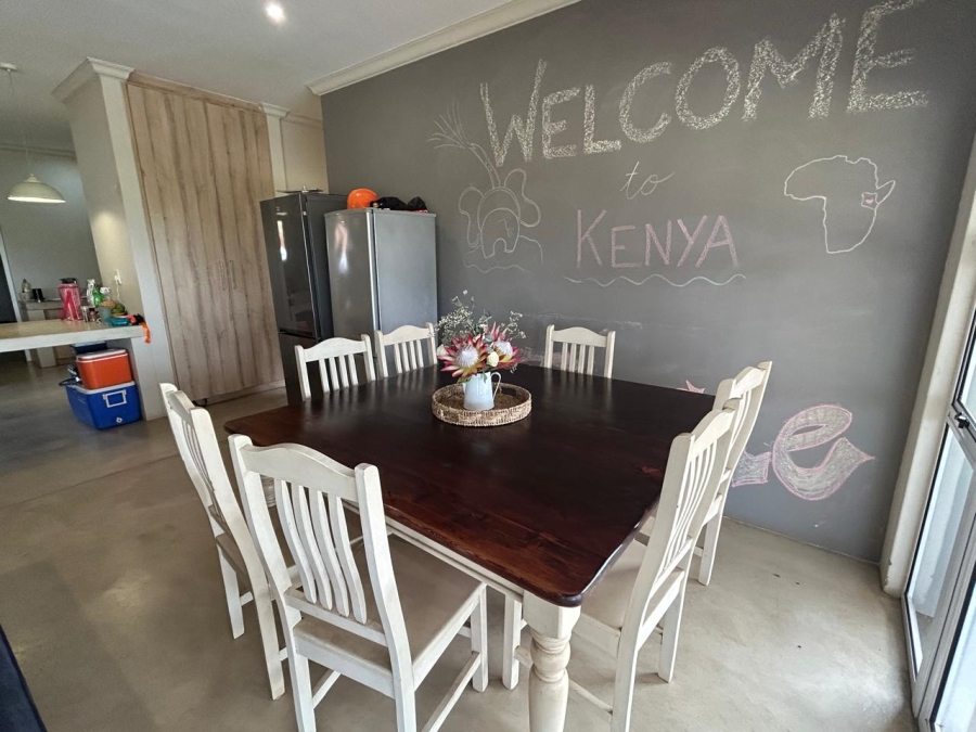 5 Bedroom Property for Sale in Zini River Estate KwaZulu-Natal