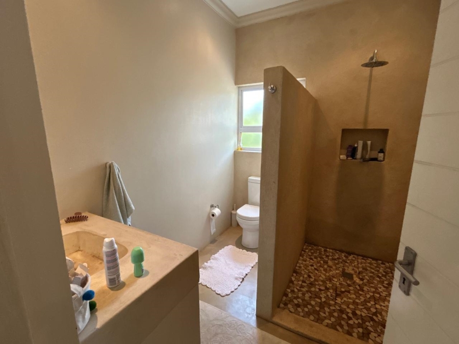 5 Bedroom Property for Sale in Zini River Estate KwaZulu-Natal