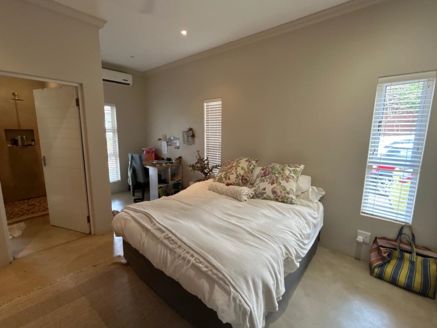 5 Bedroom Property for Sale in Zini River Estate KwaZulu-Natal