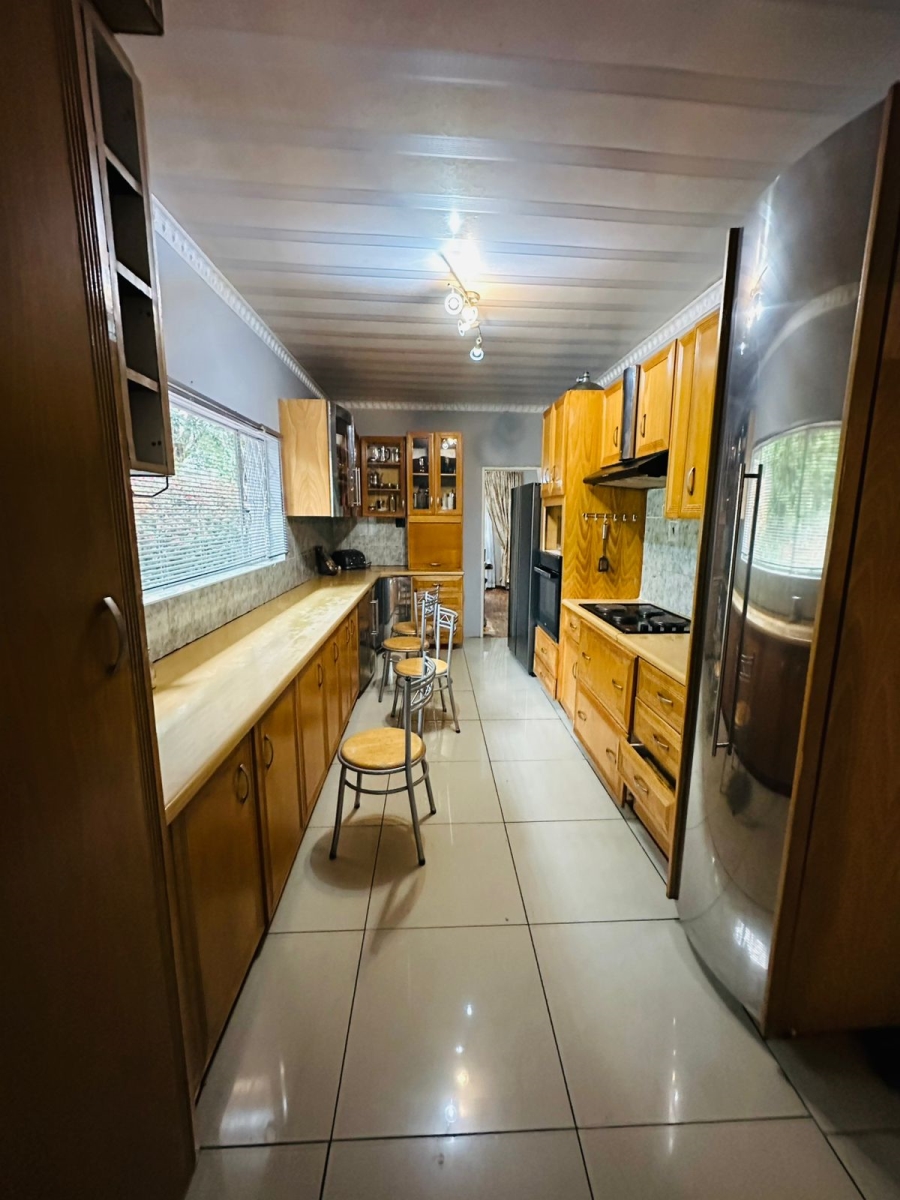 5 Bedroom Property for Sale in Blackridge KwaZulu-Natal