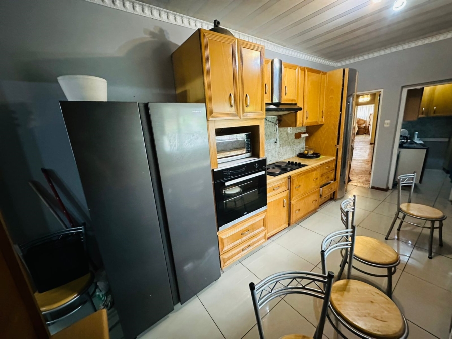 5 Bedroom Property for Sale in Blackridge KwaZulu-Natal