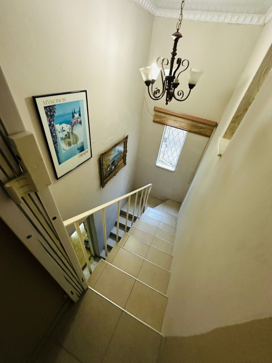 5 Bedroom Property for Sale in Blackridge KwaZulu-Natal