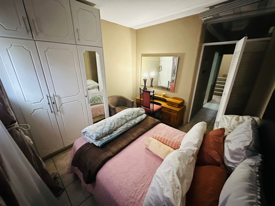 5 Bedroom Property for Sale in Blackridge KwaZulu-Natal