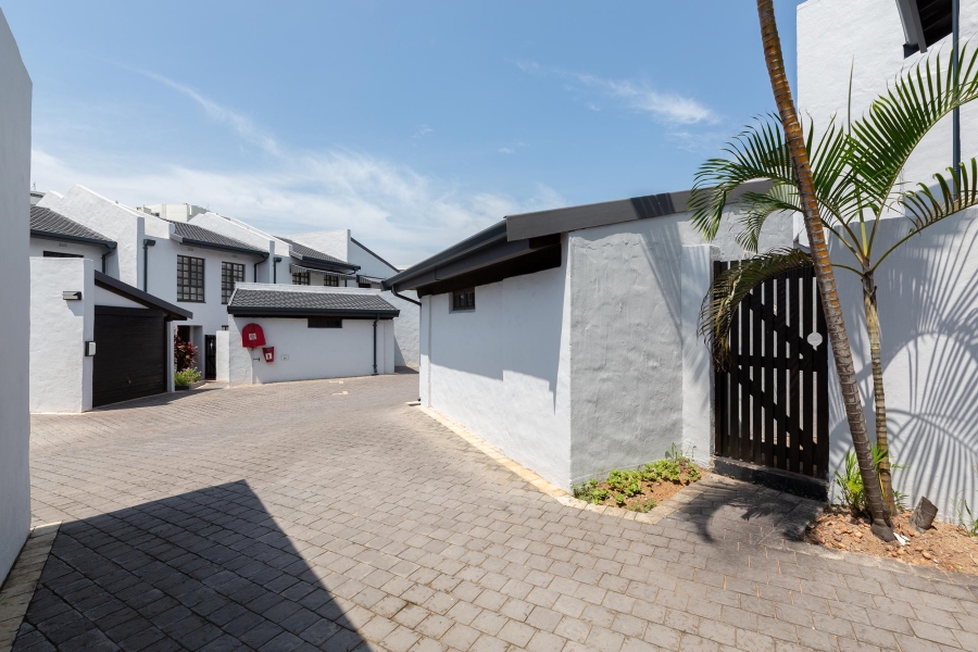 2 Bedroom Property for Sale in Umhlanga KwaZulu-Natal