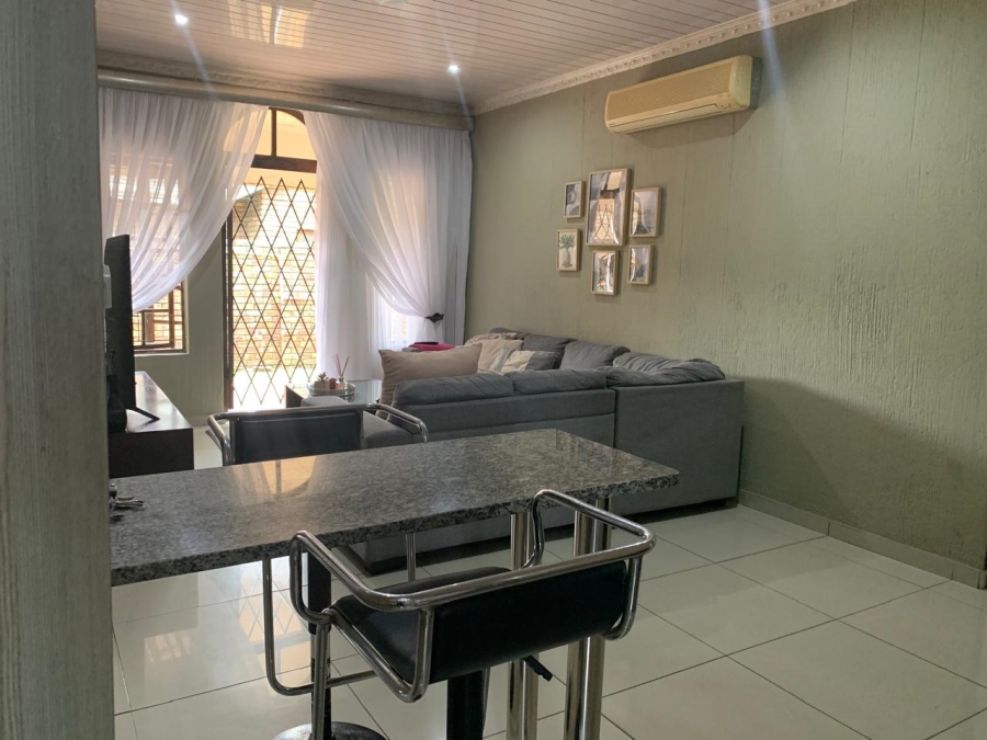 To Let 3 Bedroom Property for Rent in Arboretum KwaZulu-Natal