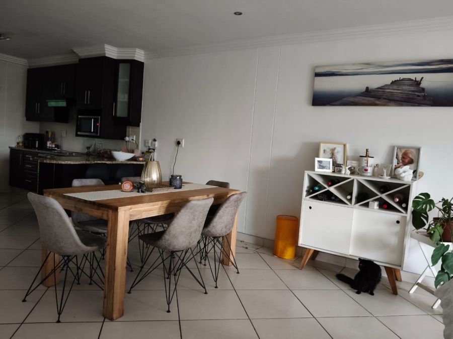 To Let 3 Bedroom Property for Rent in Westbrook KwaZulu-Natal