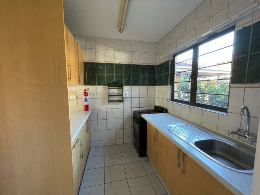 To Let 1 Bedroom Property for Rent in Meer En See KwaZulu-Natal