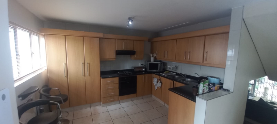 To Let 1 Bedroom Property for Rent in Musgrave KwaZulu-Natal