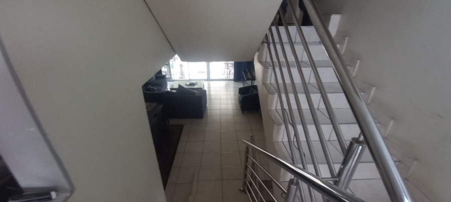 To Let 1 Bedroom Property for Rent in Musgrave KwaZulu-Natal