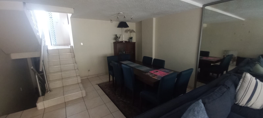 To Let 1 Bedroom Property for Rent in Musgrave KwaZulu-Natal