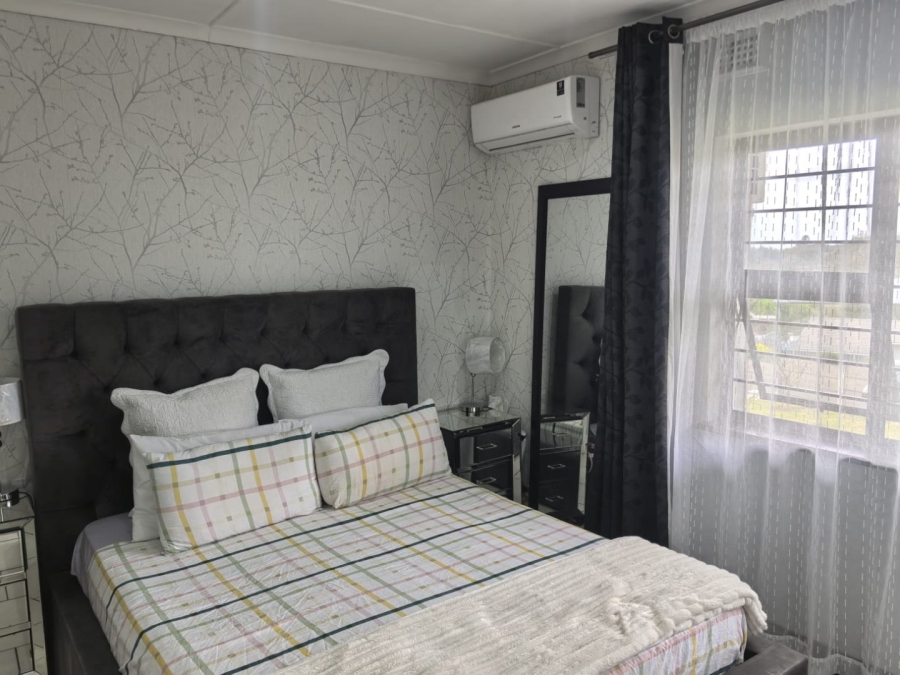 4 Bedroom Property for Sale in Farningham Ridge KwaZulu-Natal