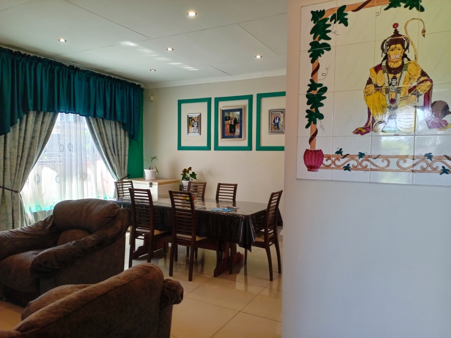 5 Bedroom Property for Sale in Lennoxton KwaZulu-Natal