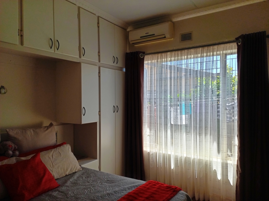 5 Bedroom Property for Sale in Lennoxton KwaZulu-Natal