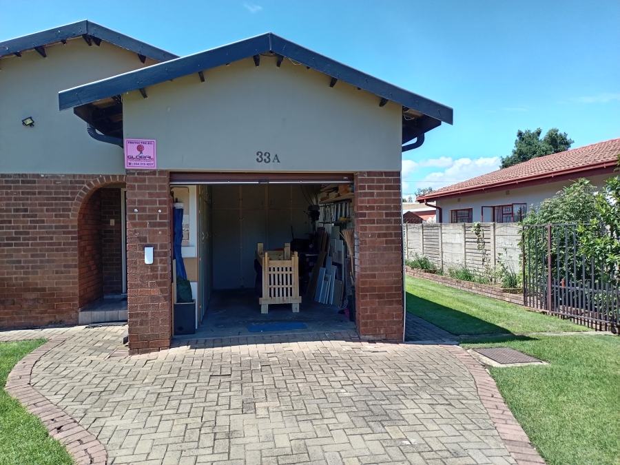 5 Bedroom Property for Sale in Lennoxton KwaZulu-Natal