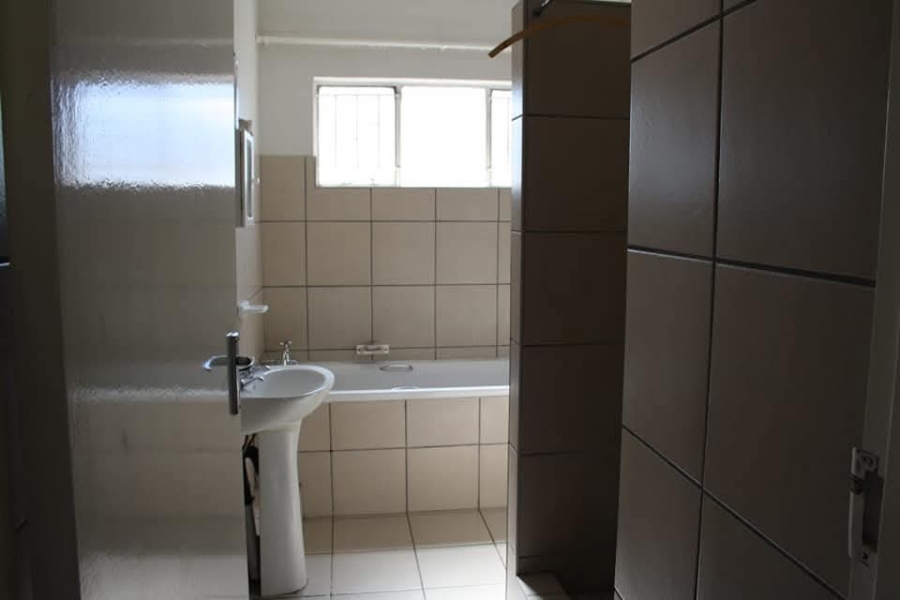 4 Bedroom Property for Sale in Pioneer Park KwaZulu-Natal