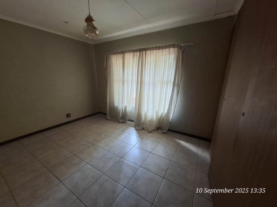 To Let 4 Bedroom Property for Rent in Sunnyridge KwaZulu-Natal