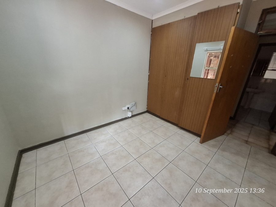 To Let 4 Bedroom Property for Rent in Sunnyridge KwaZulu-Natal