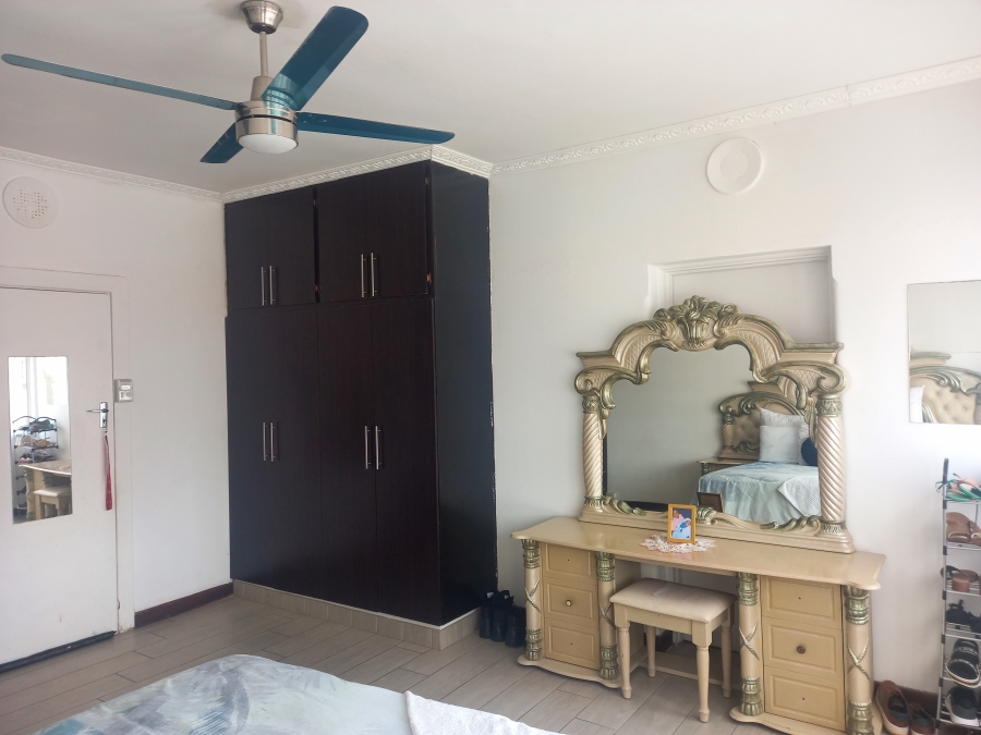 2 Bedroom Property for Sale in Glenwood KwaZulu-Natal