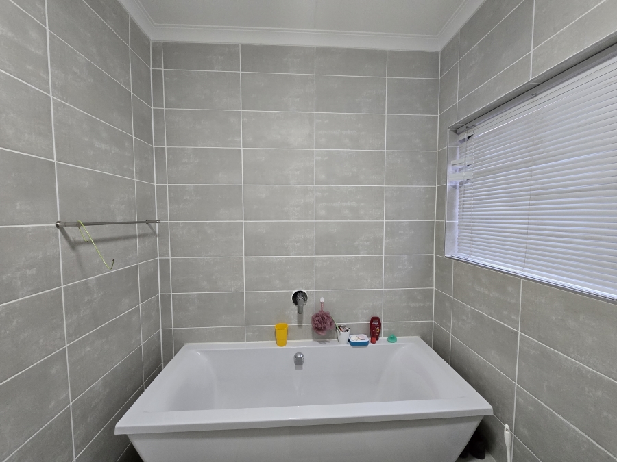 2 Bedroom Property for Sale in Ballito Central KwaZulu-Natal