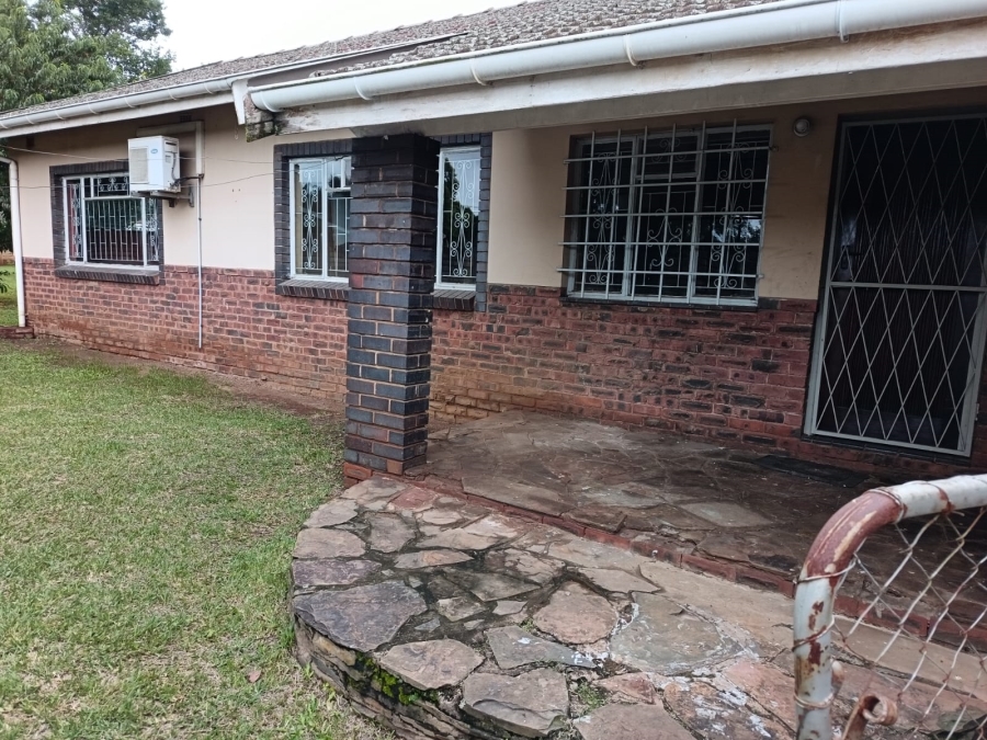 3 Bedroom Property for Sale in Scottsville KwaZulu-Natal