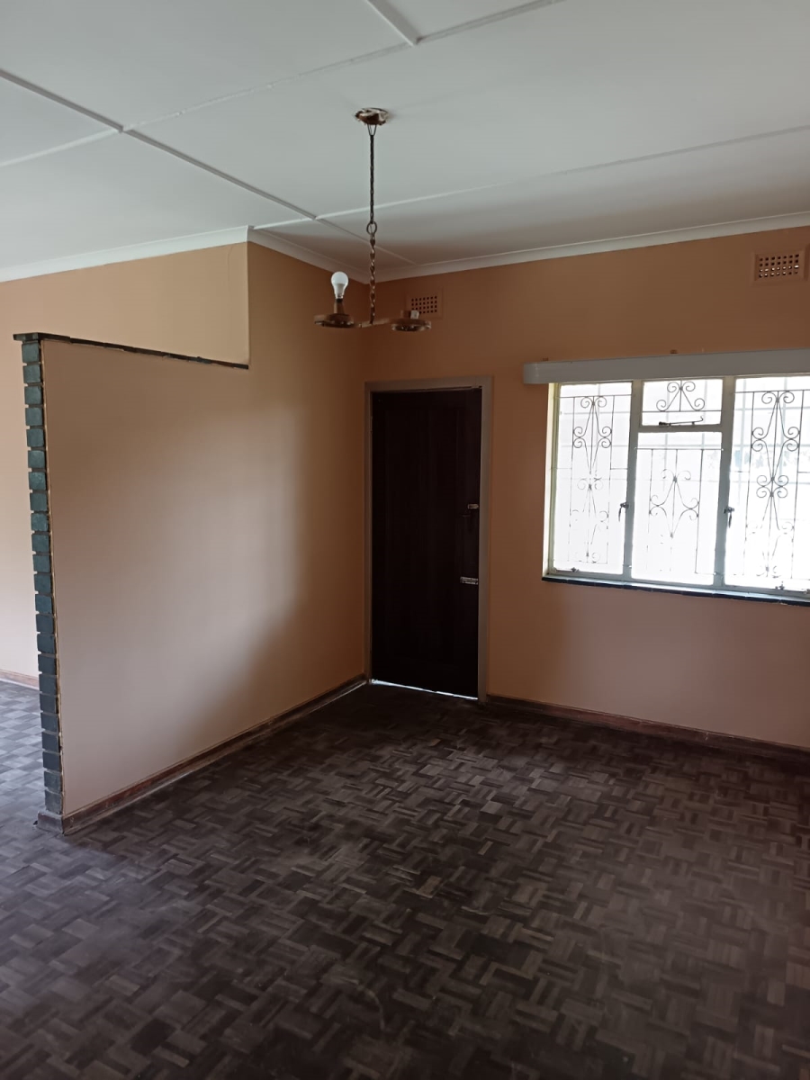 3 Bedroom Property for Sale in Scottsville KwaZulu-Natal