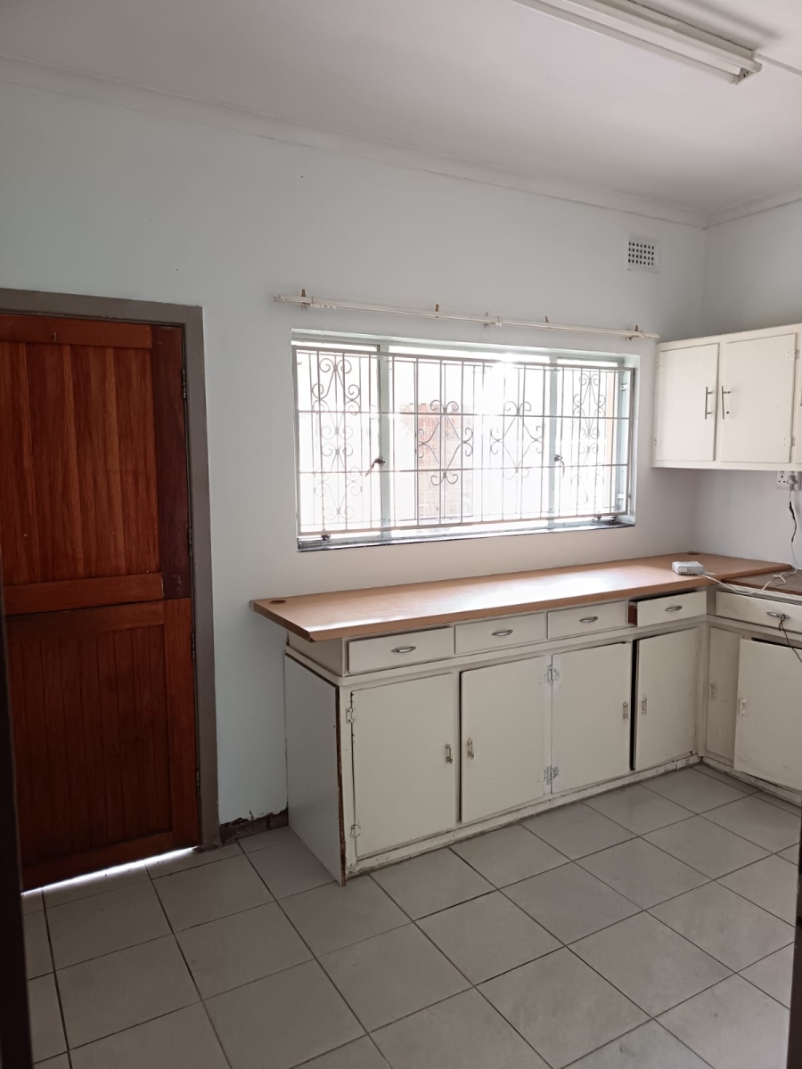 3 Bedroom Property for Sale in Scottsville KwaZulu-Natal